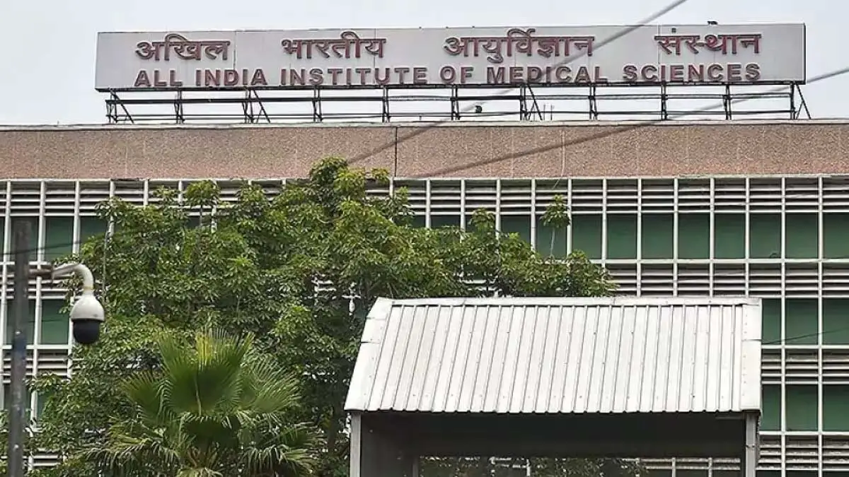 AIIMS Delhi collaborates with IREDA for Solar-Powered campus